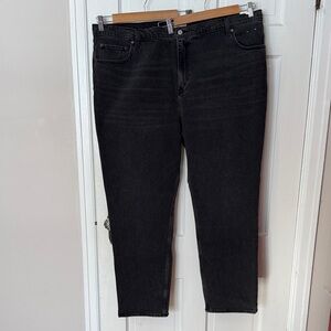 Abercrombie & Fitch NWT The 90's Straight Ultra High Rise Black Jeans Women's 24